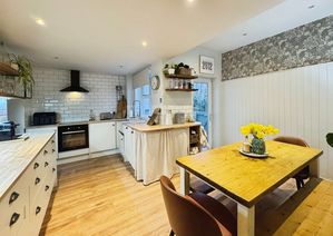 Photo 9- click for photo gallery